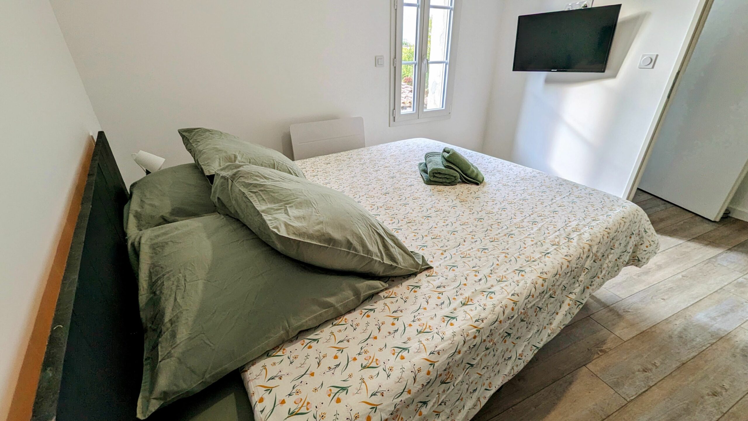 Chambre avec lit 160